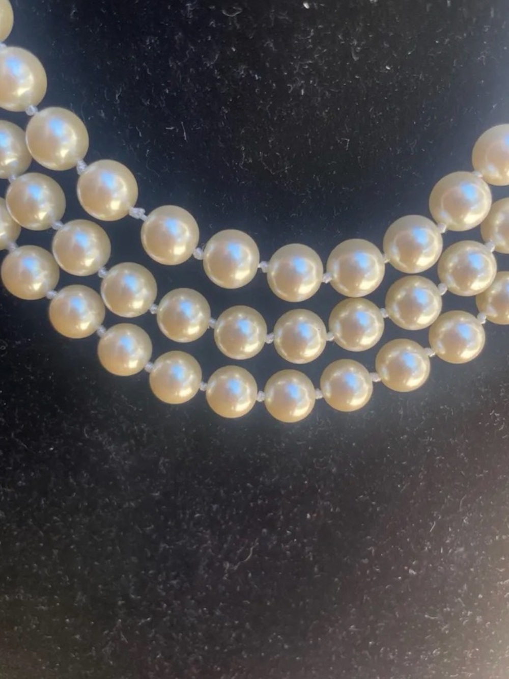 Vintage Carolee 3 Strand Faux Pearl Choker Necklace Emerald Clasp - Picture 7 of 9